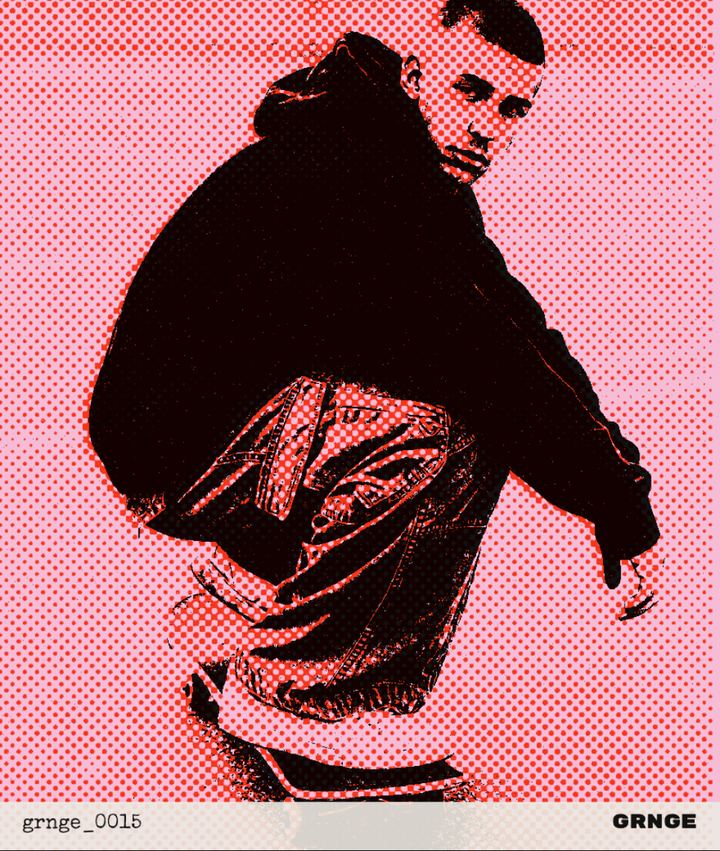 Der Skateboarder auf pinkem Papier gedruckt, unten mit dem Dateinamen grnge_0015 und dem GRNGE-Stempel.